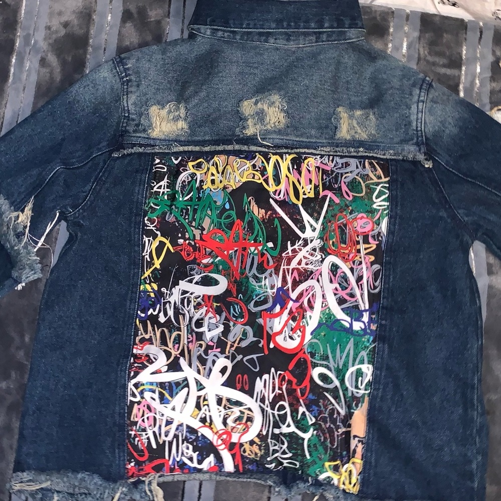 Jean jacket - Picture 2 of 7